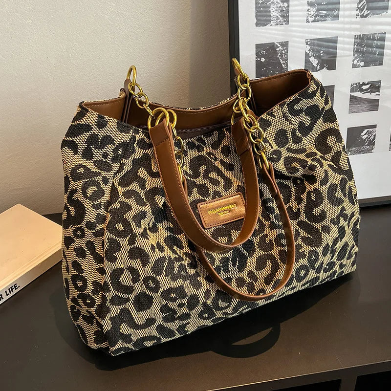 LEONIDA | tas