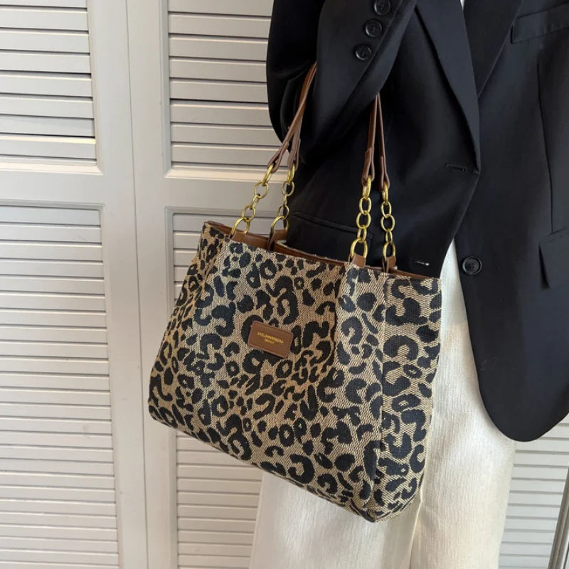 LEONIDA | tas