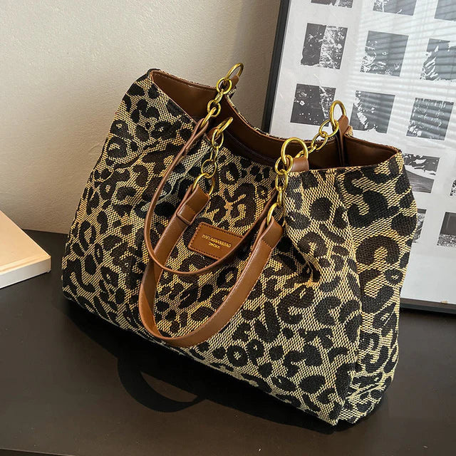 LEONIDA | tas