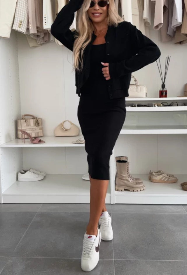 LONDON | set